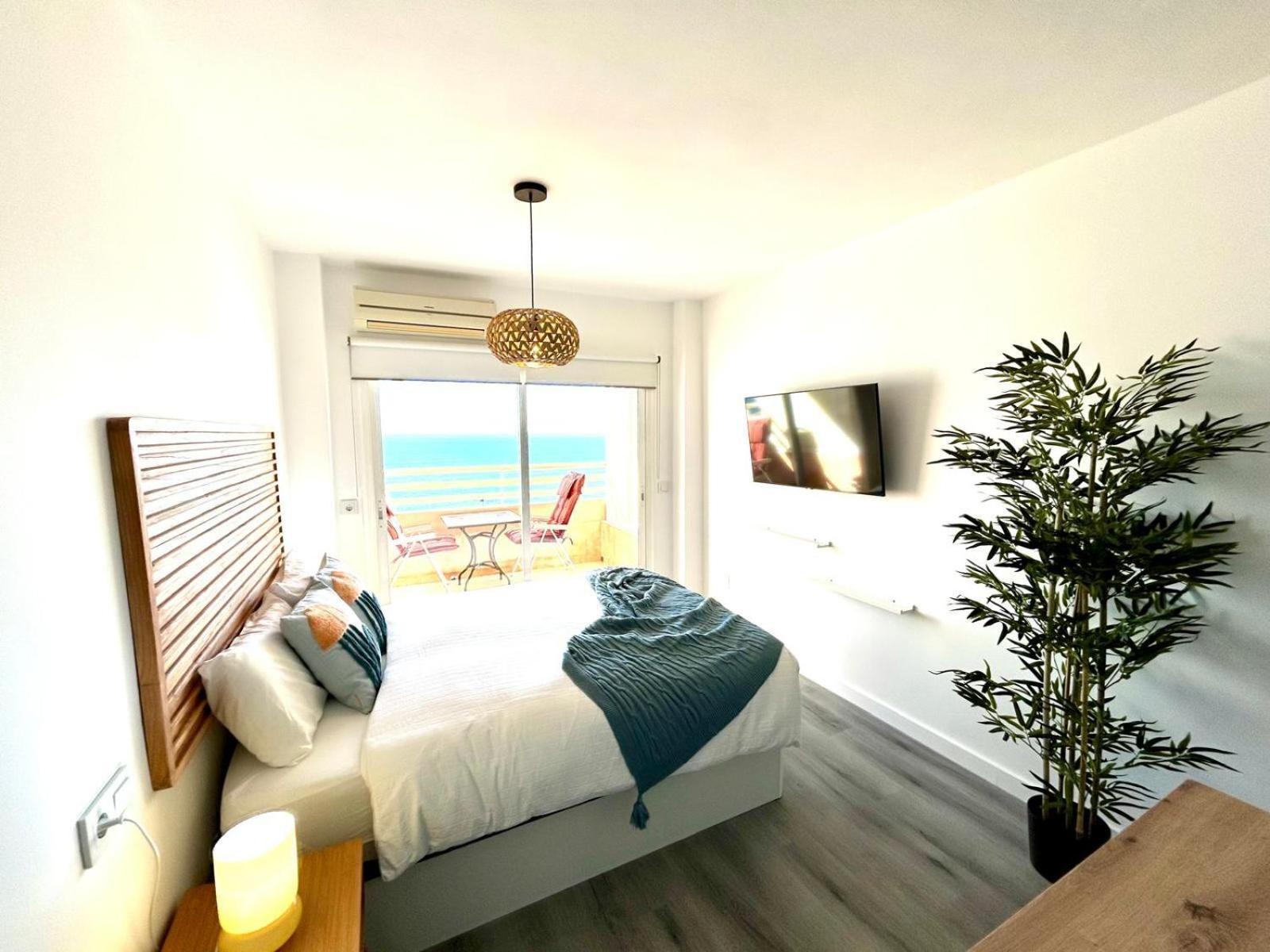 Apartament Stella Maris - Amazing Frontal Sea Views With Pool & Terrace By 10Tosea Fuengirola Zewnętrze zdjęcie